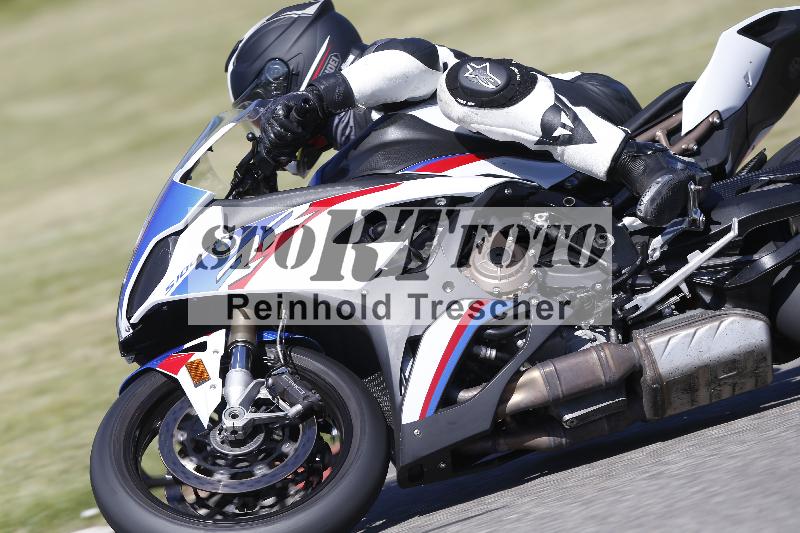 Archiv-2025/16 16.05.2025 PROMAX ADR/Gruppe gruen/unklar